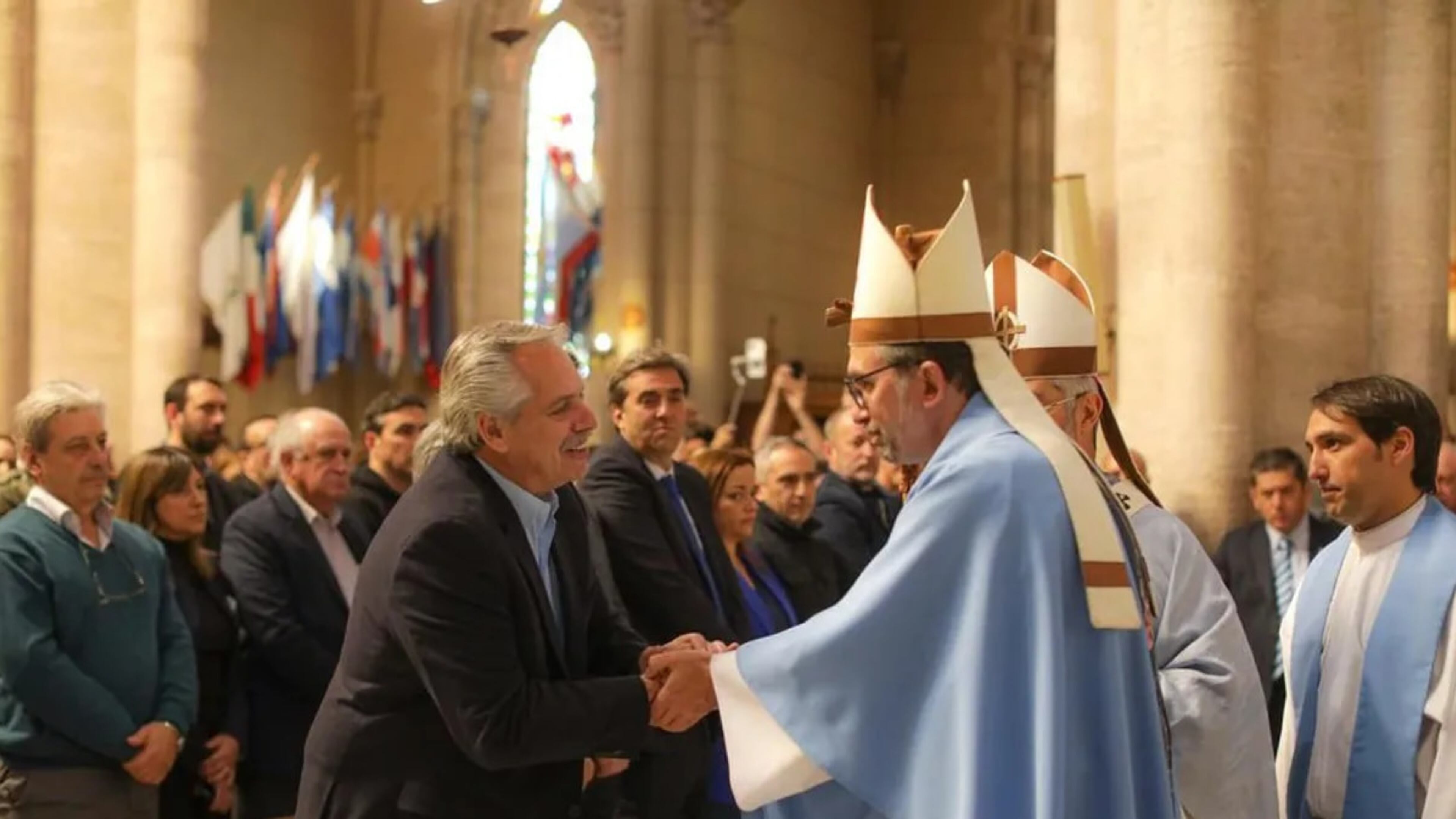 El arzobispo Jorge Scheinig "se disculpó" por la misa de Luján.