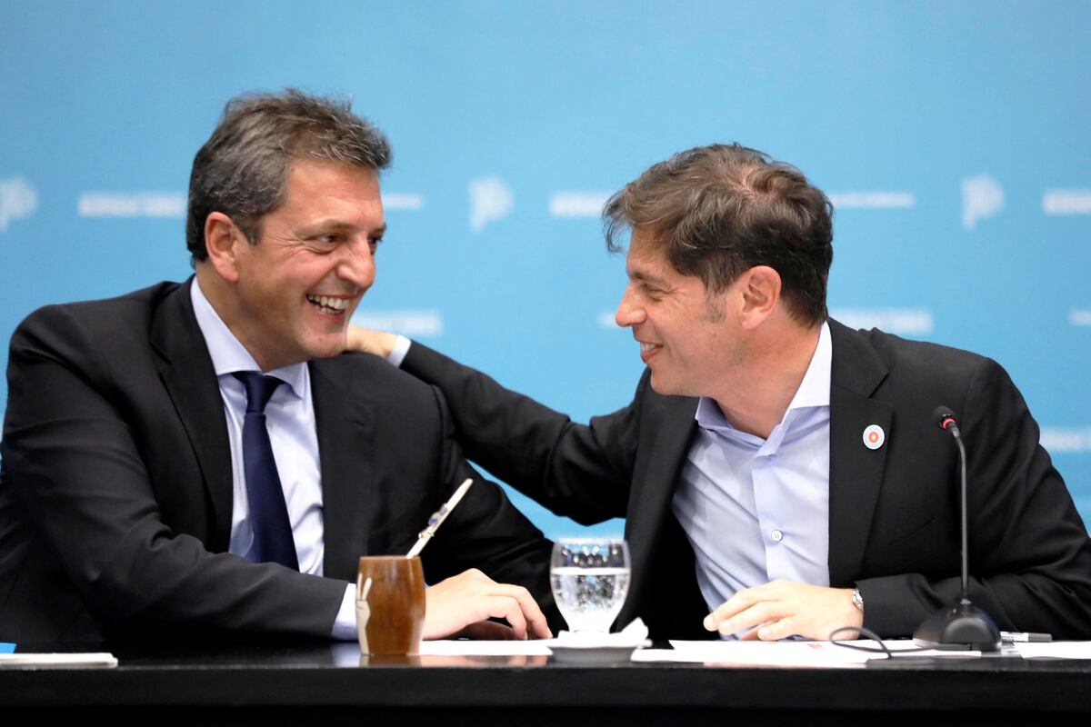 Sergio Massa se pega a Axel Kicillof en la campaña: habrá una maratón de actos en el conurbano
