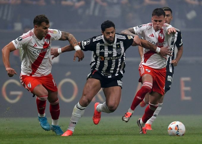 River en su partido ante Atlético Mineiro. (@Conmebol).