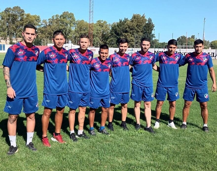 Nicolás Stella, Mauro Gomez, Nicolás Orellana, Gerónimo Nieto, Nicolás Pedernera, Agustín Lezcano, Ezequiel Nanco y Patricio López, los refuerzos de Rosario Puerto Belgrano.