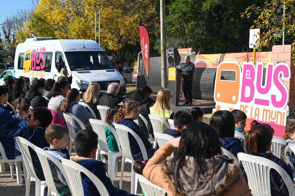 El Bus de la Muni de Arroyito ya realiza los viajes planificados