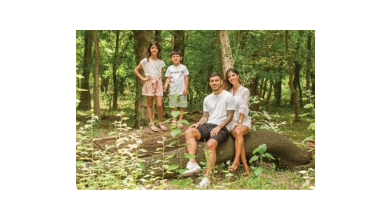 La familia en el bosque.