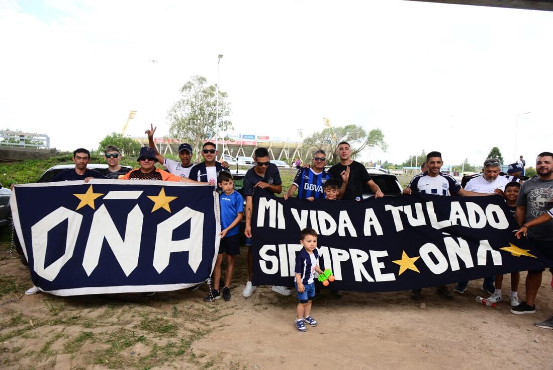 Todo el aliento para Talleres en San Luis, para buscar la final de Copa Argentina por primera vez (José Gabriel Hernández).