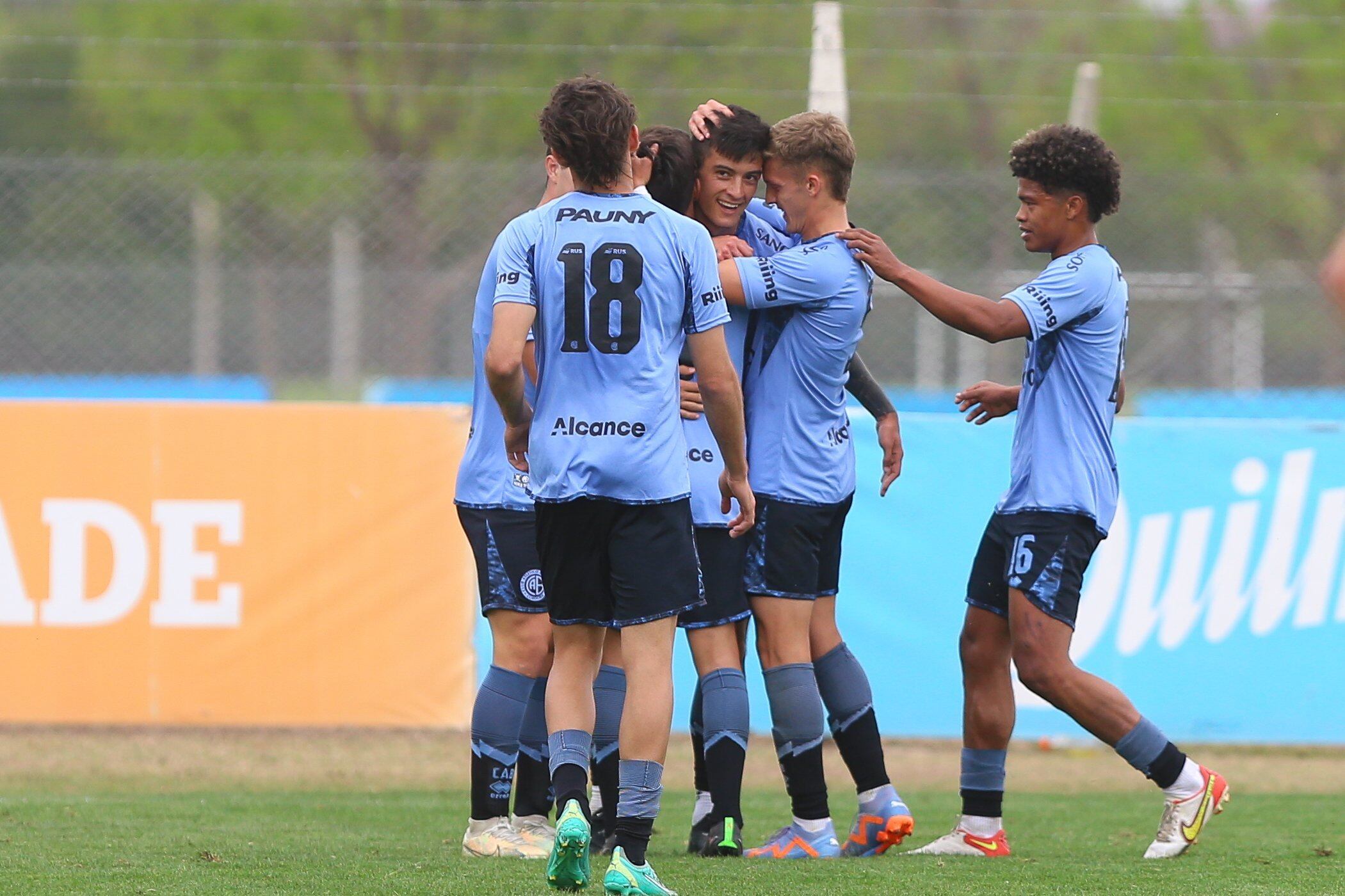 Valentín Barbero, tras larga ausencia por lesión, regresó al gol en la Reserva del Pirata (Prensa Belgrano)