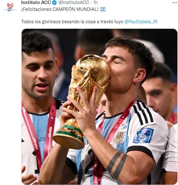 Gloria a Paulo Dybala. Instituto saludó al campeón del mundo Albirrojo.