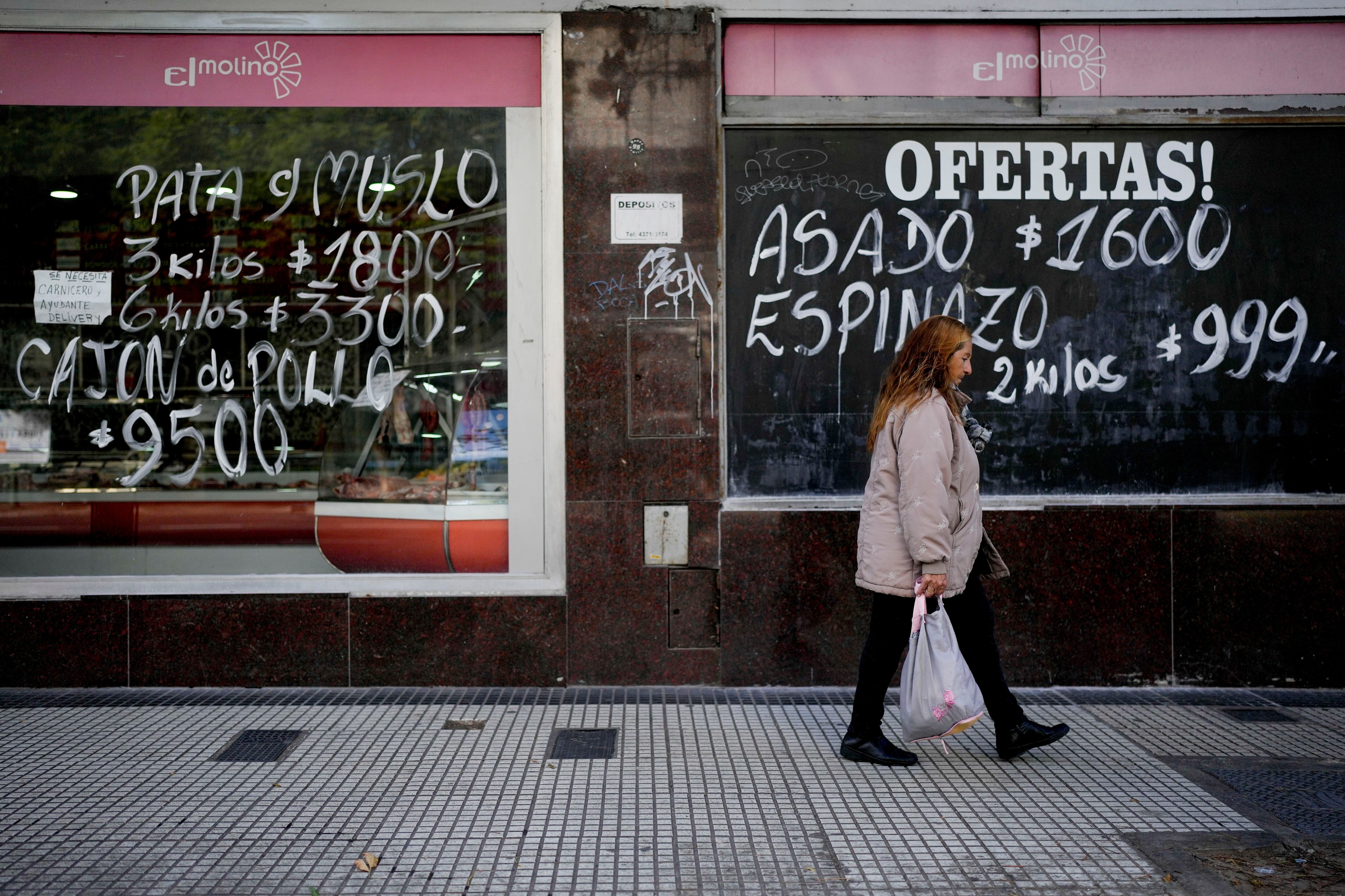 Aumenta la preocupación por el IPC de mayo. (Foto AP/Natacha Pisarenko)