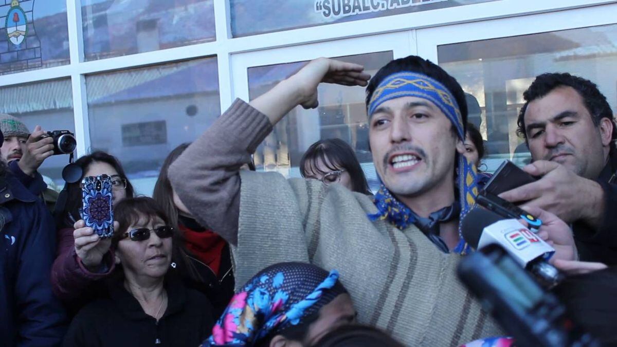 Extraditaron a Chile al líder mapuche Jones Huala.