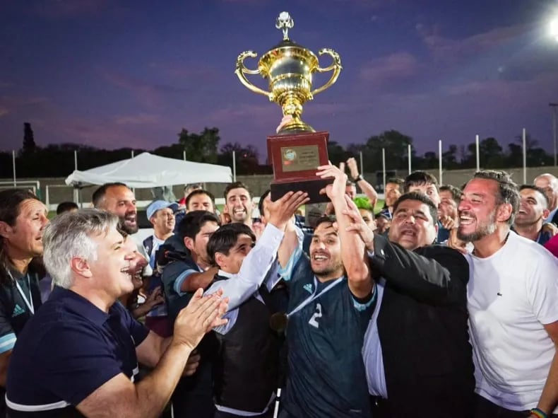 El chaqueño que juega fútbol para no videntes