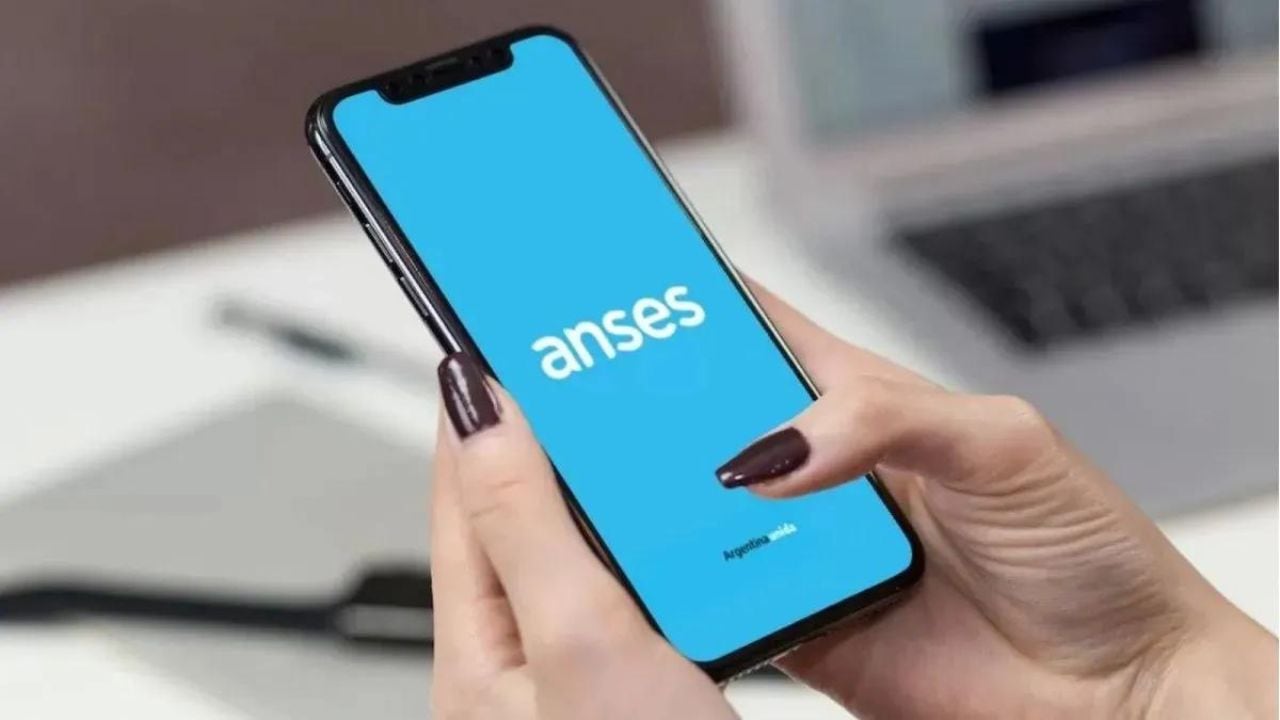 Los usuarios que cobren prestaciones de ANSES, pueden recibir el 10% de reintegro en compras.