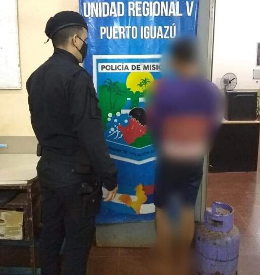 Un joven terminó detenido tras la sustracción de una garrafa en Colonia Wanda.