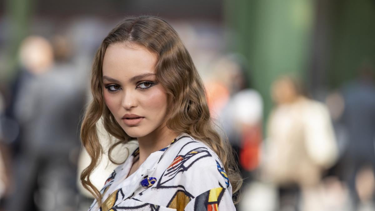 Lily-Rose Depp la hija de Johnny Depp.