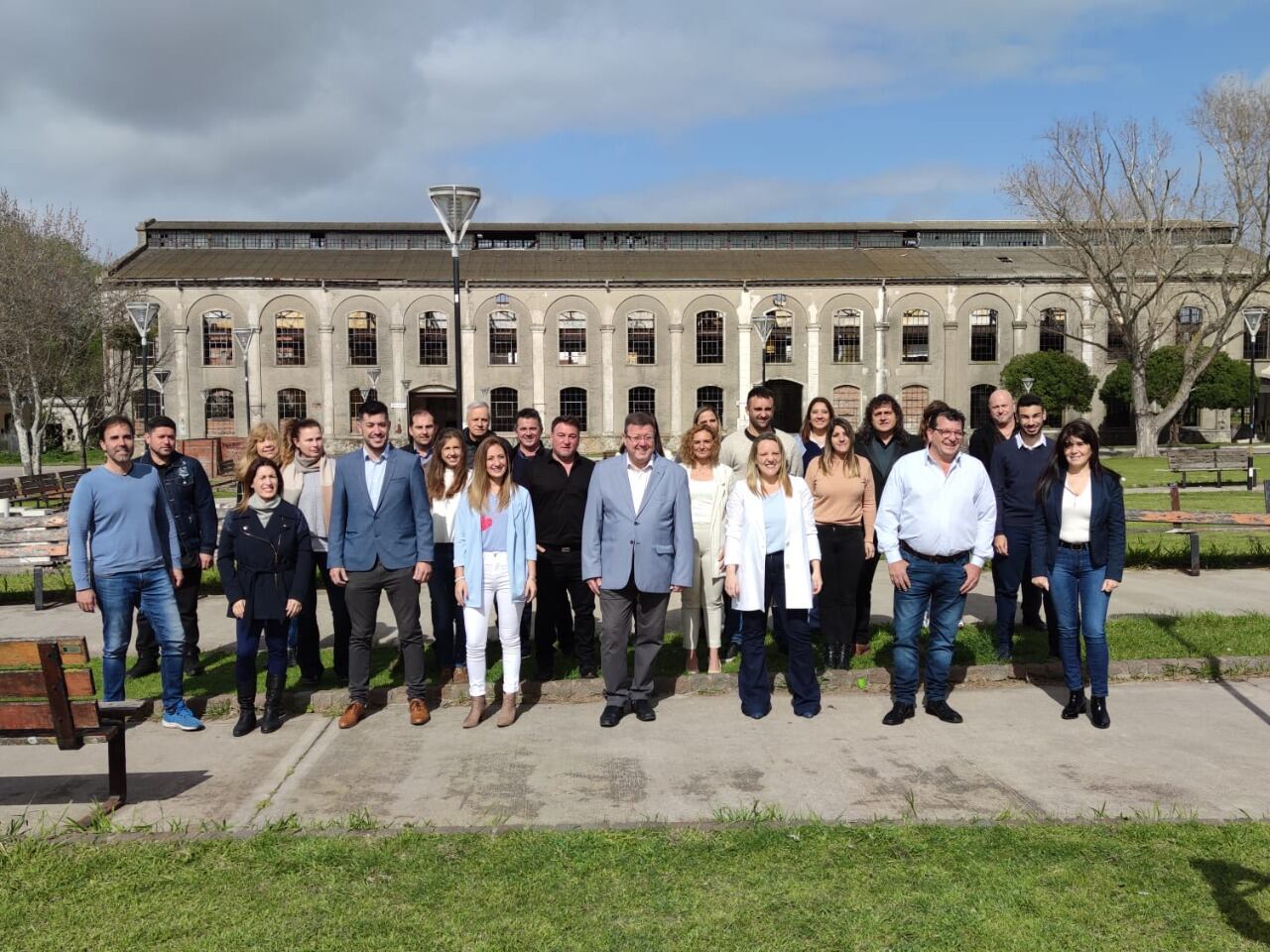 Fue este domingo en la plaza ubicada frente a la vieja usina.