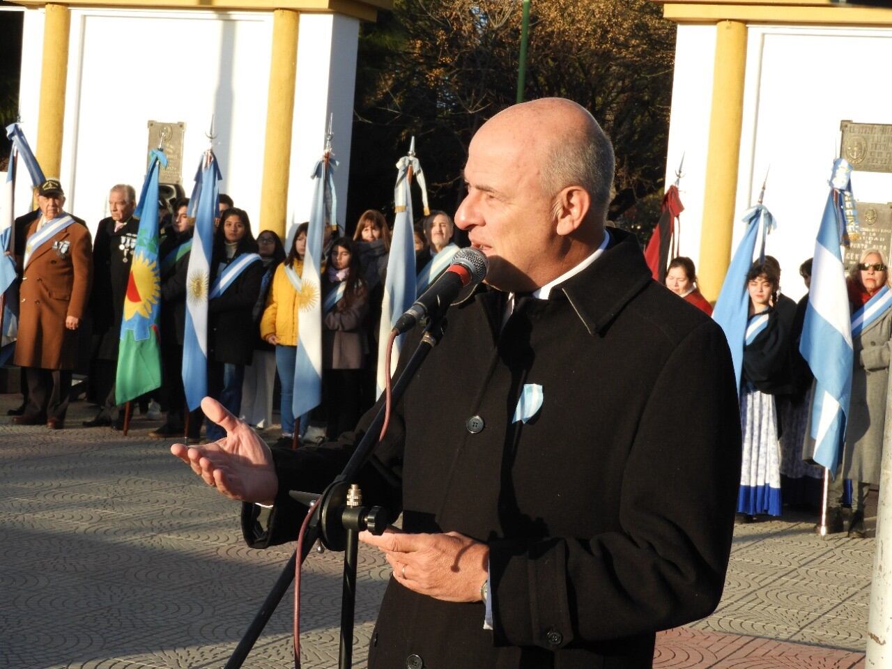 Uset encabezó el acto por el 206° Aniversario de la declaración de Independencia Nacional