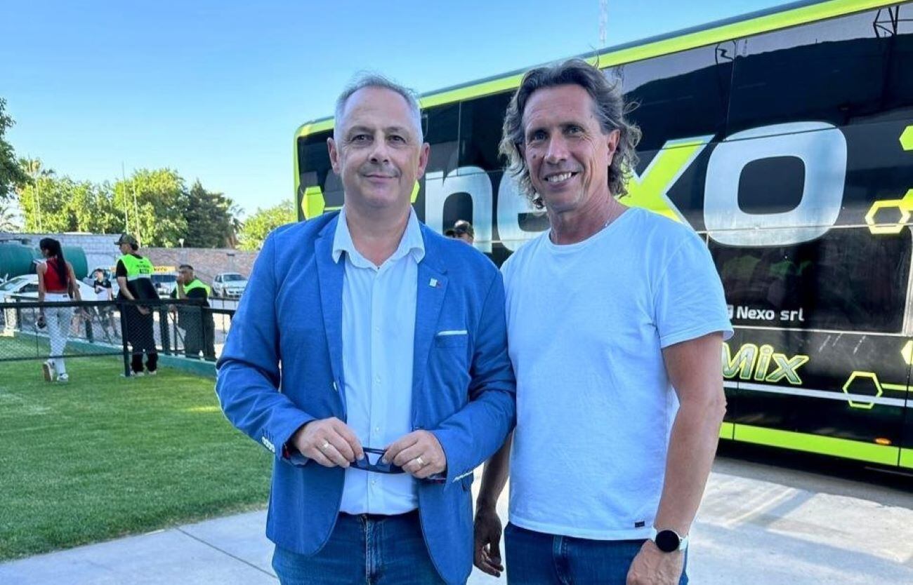 Manuel Pérez, presidente de Racing, y Tomás Pochettino, vicepresidente, hablaron después del triunfo ante San Martín de San Juan.