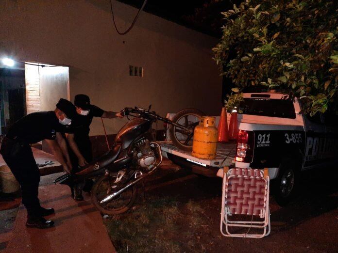 Efectivos policiales recuperaron varios elementos robados en Bonpland.