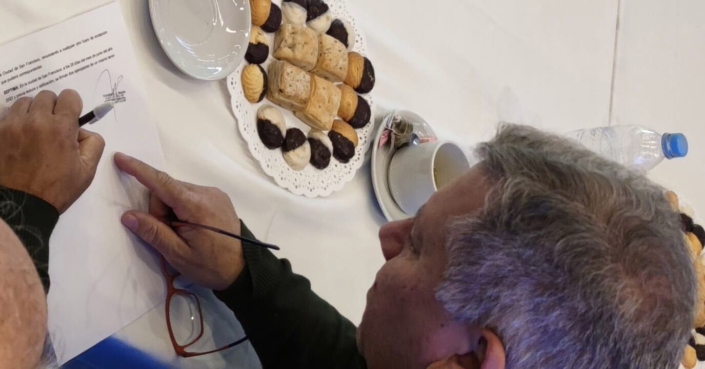 Gustavo Benedetti en la reunión con la Comunidad San Justo