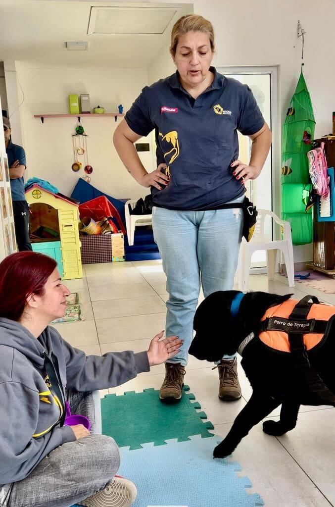 Terapia Asistida con Perros de la Municipalidad de Ushuaia recibió a Bocalan Argentina