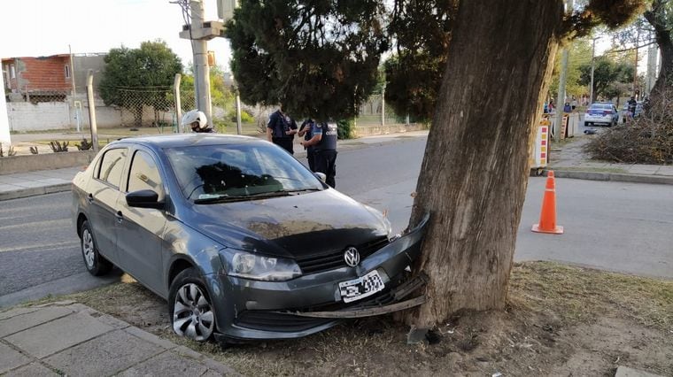 Uno de los delincuentes fue apresado. Los otros dos son intensamente buscados