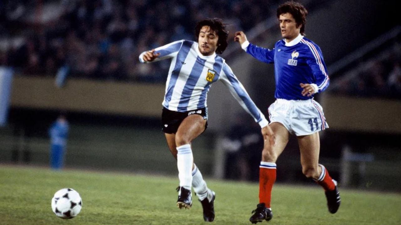 Daniel “La Rana” Valencia enfrentado a Francia en el Mundial 78´.