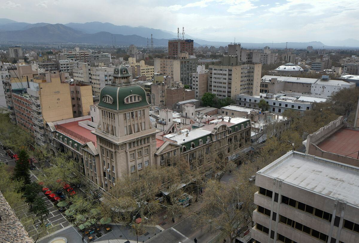 Clima en Mendoza: se espera un sábado algo nublado con descenso de temperatura