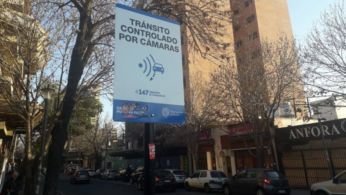 A un año del debut de las fotomultas en Rosario, bajaron los choques e internaciones