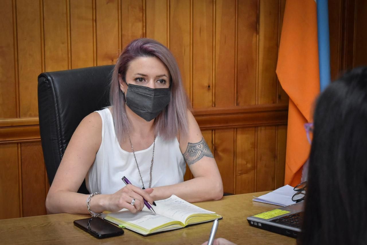 La secretaria de la Mujer mantuvo un encuentro con la coordinadora del Programa Acercar Derechos.