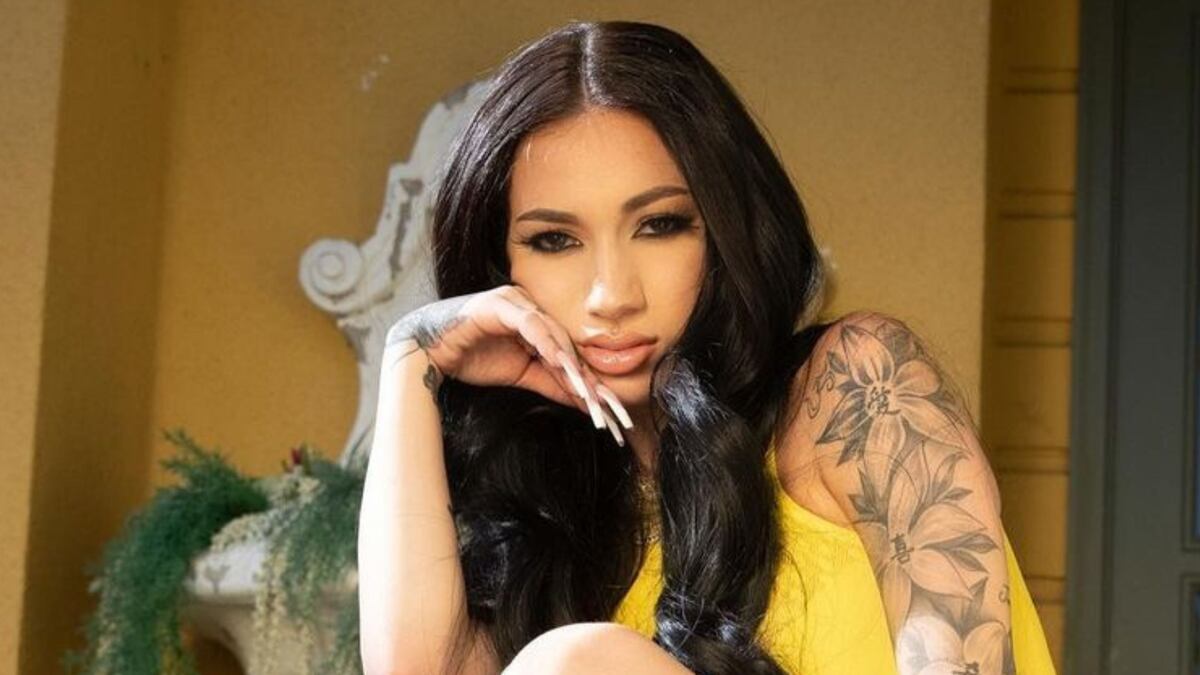 Ganó 50 millones de dólares en Onlyfans y decidió lanzar una beca para “trabajos reales”
