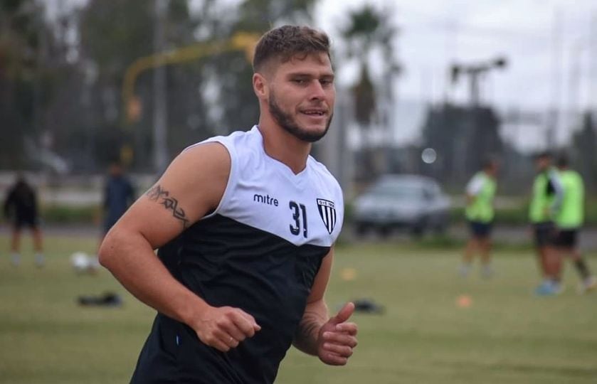 El jugador de Gimnasia de Mendoza, Germán Rivero fue internado con un cuadro de Salmonella.