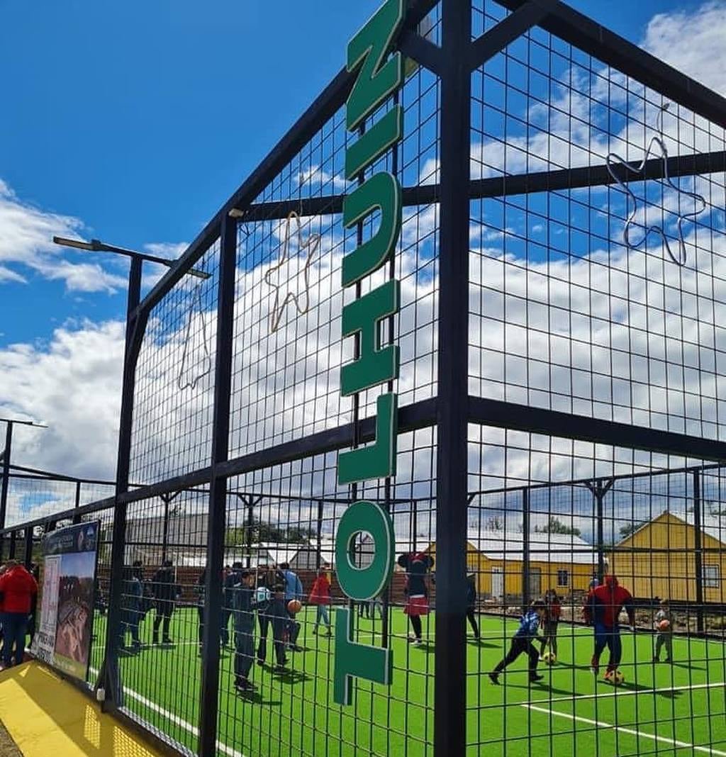 Esta plaza inaugurada en diciembre del año pasado nos pertenece a todos los vecinos y vecinas de la ciudad.