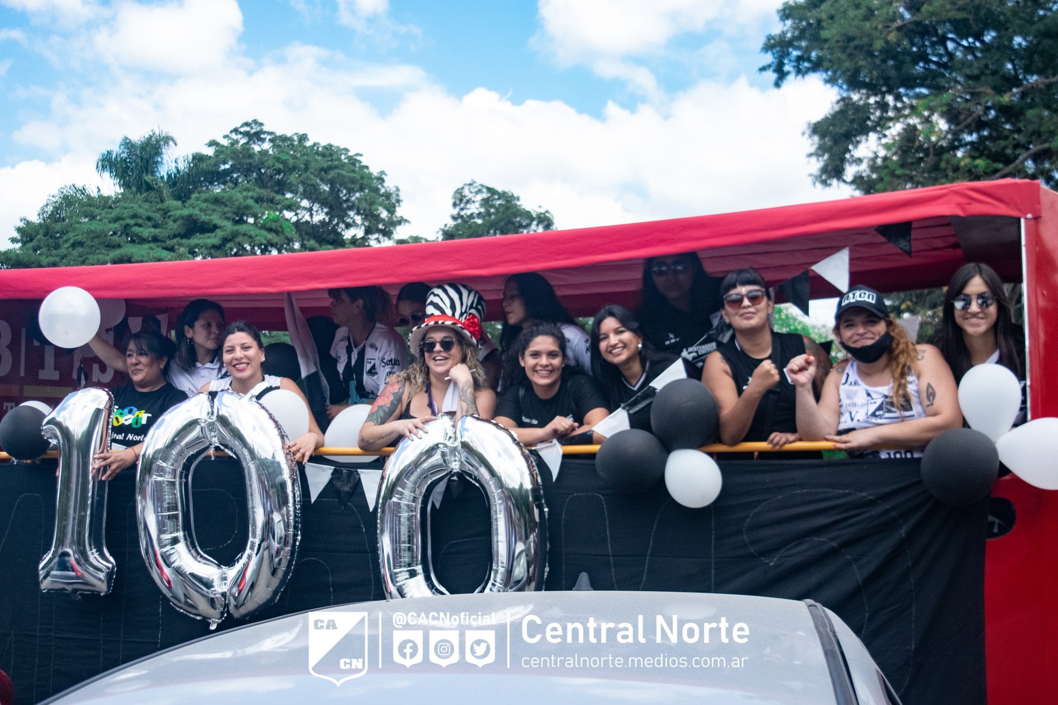 La convocatoria fue multitudinaria, y ocurrieron distintos actos violentos. Preocupa la falta de control de protocolos.