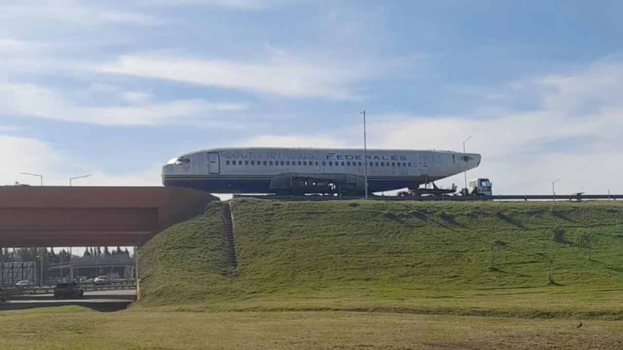 Un gran avión fue visto en Circunvalación de Córdoba.