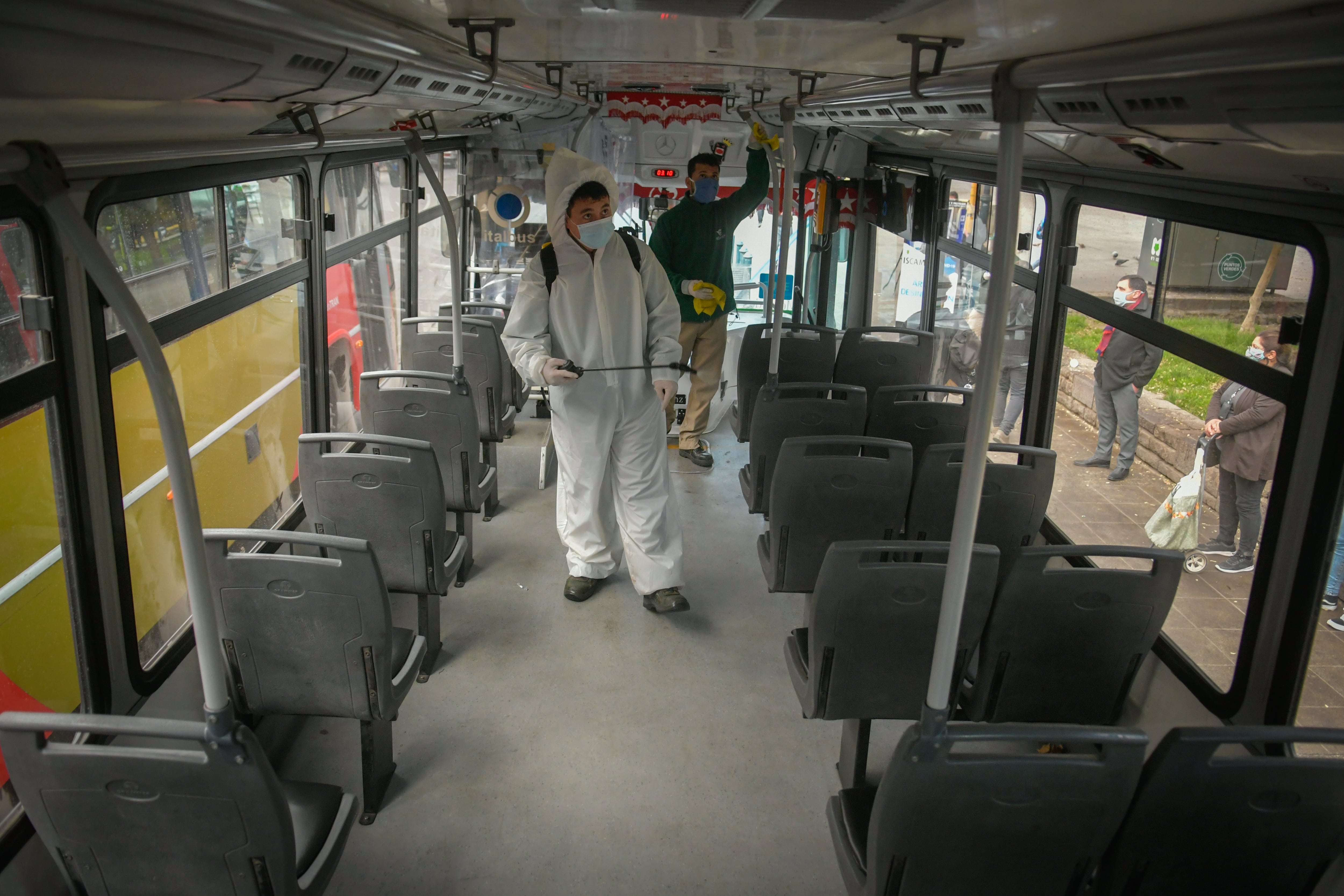 transporte público en pandemia
Foto: Orlando Pelichotti  /  Los Andes

