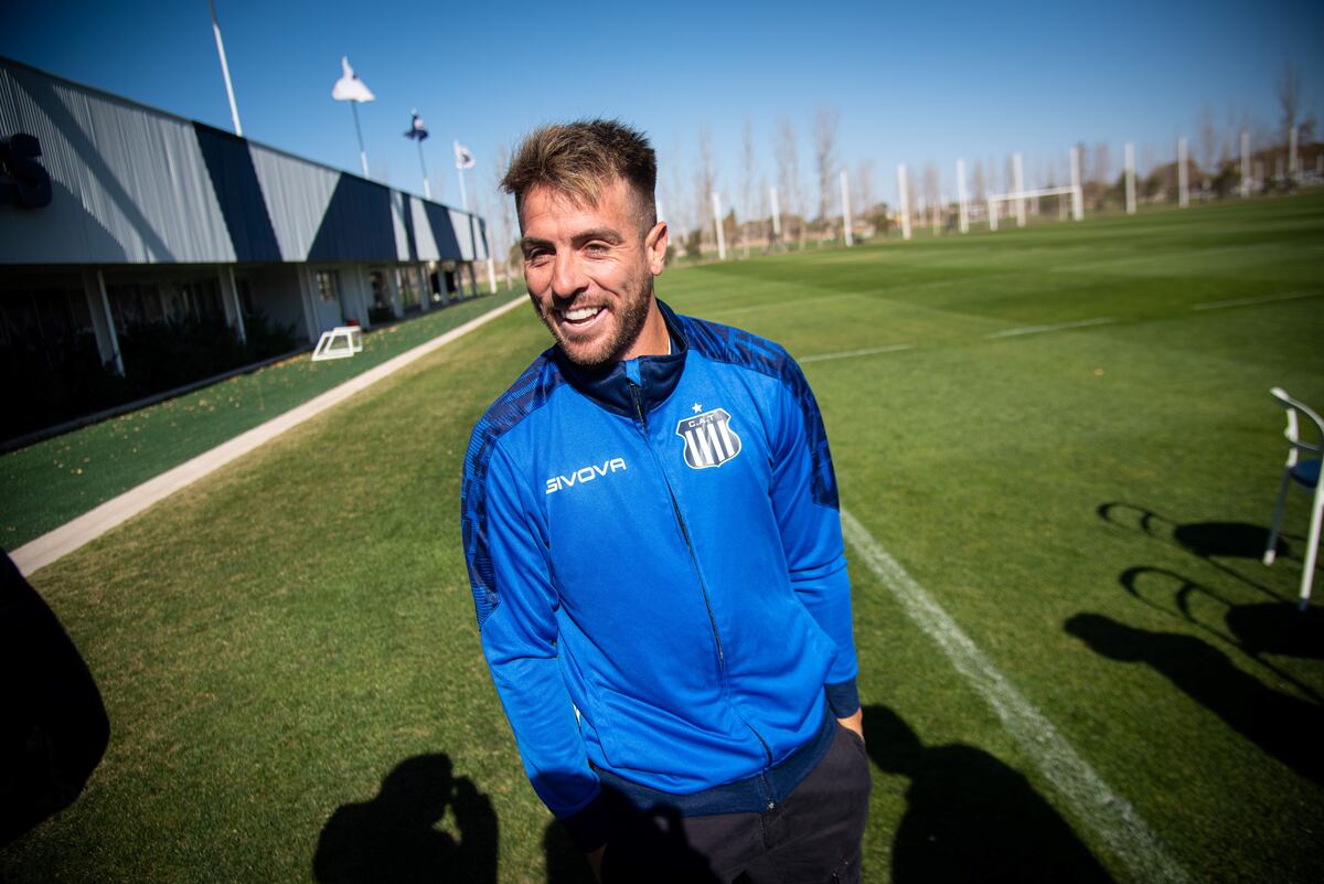 Con Julio Buffarini, el plantel de Talleres que viajó para enfrentar a Arsenal