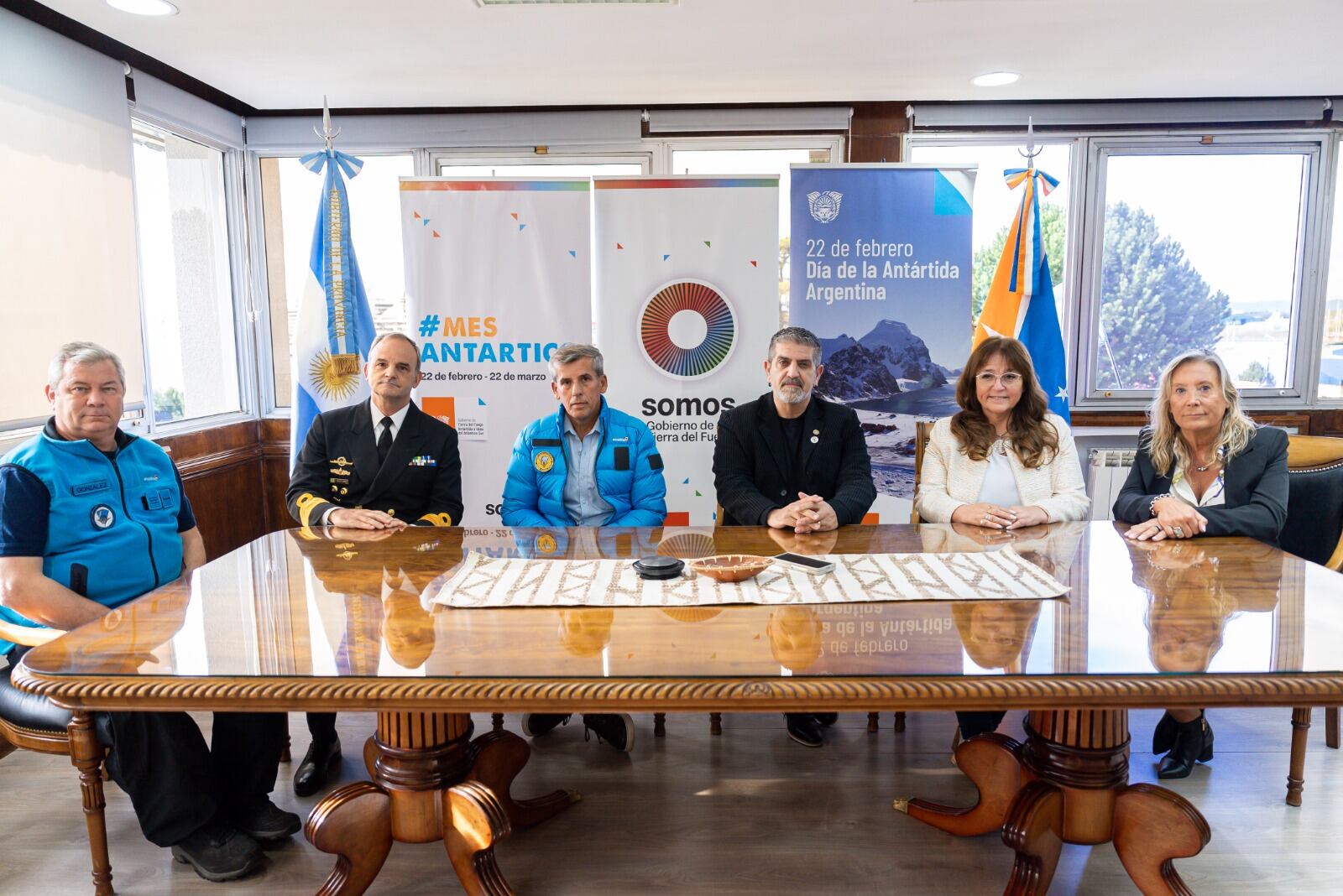 Autoridades de Tierra del Fuego saludaron a las dotaciones en las Bases Antárticas