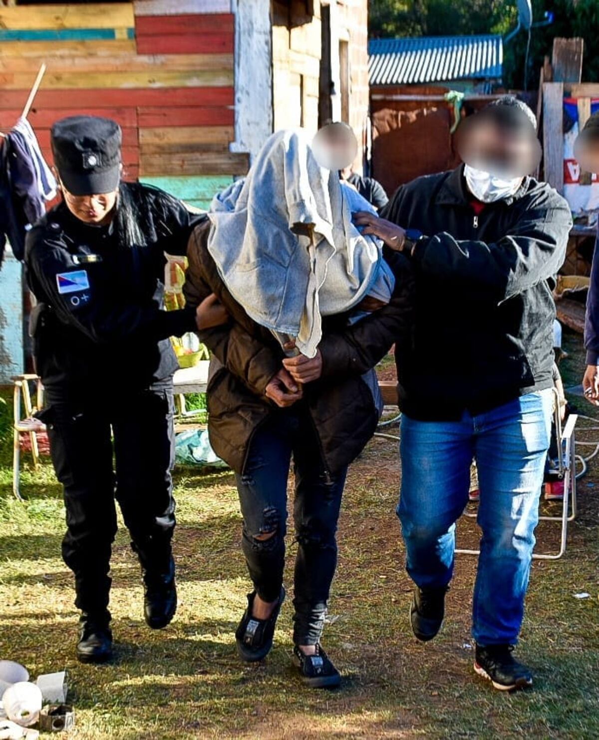 Detienen a tres jóvenes por el crimen de la septuagenaria en Garupá