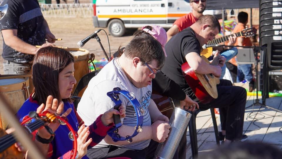 Familias enteras disfrutaron de los festejos que cerraron el mes del niño en General Alvear.