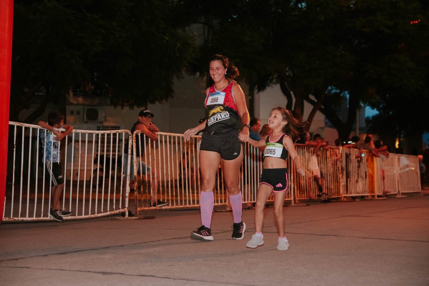 Primera Carrera Recreativa Nocturna del 2024 en Rafaela