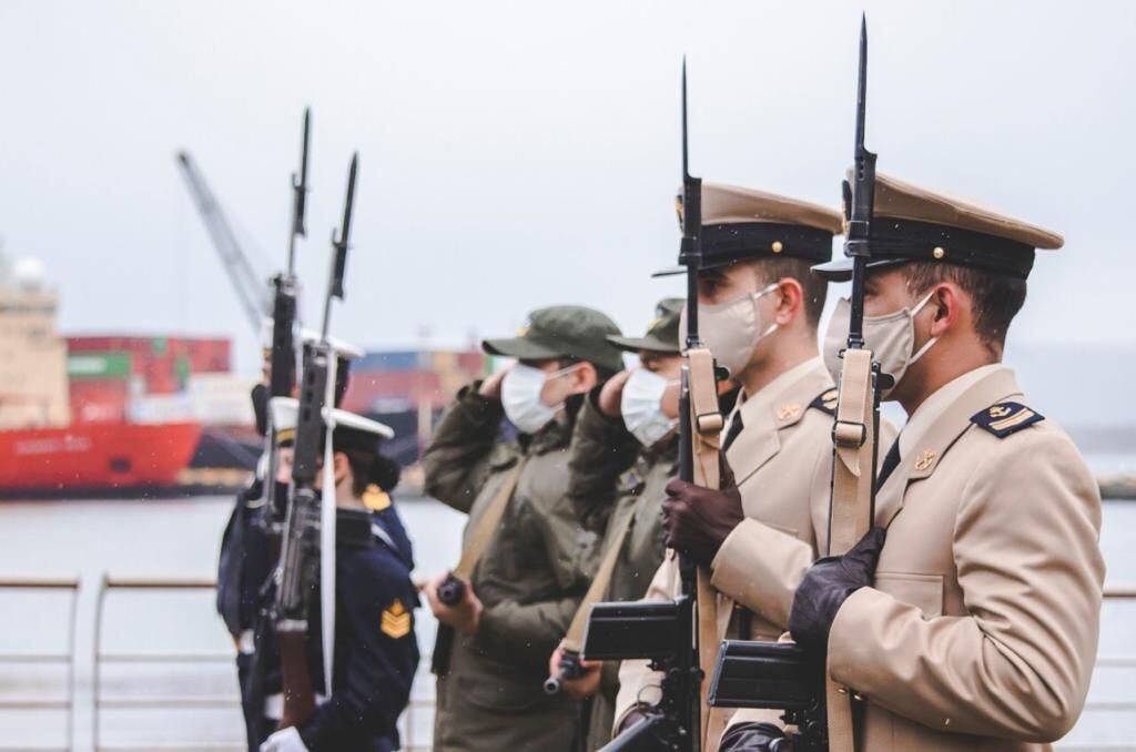 Acto por el día de la Antártida en el Paseo de los Pioneros Fueguinos.