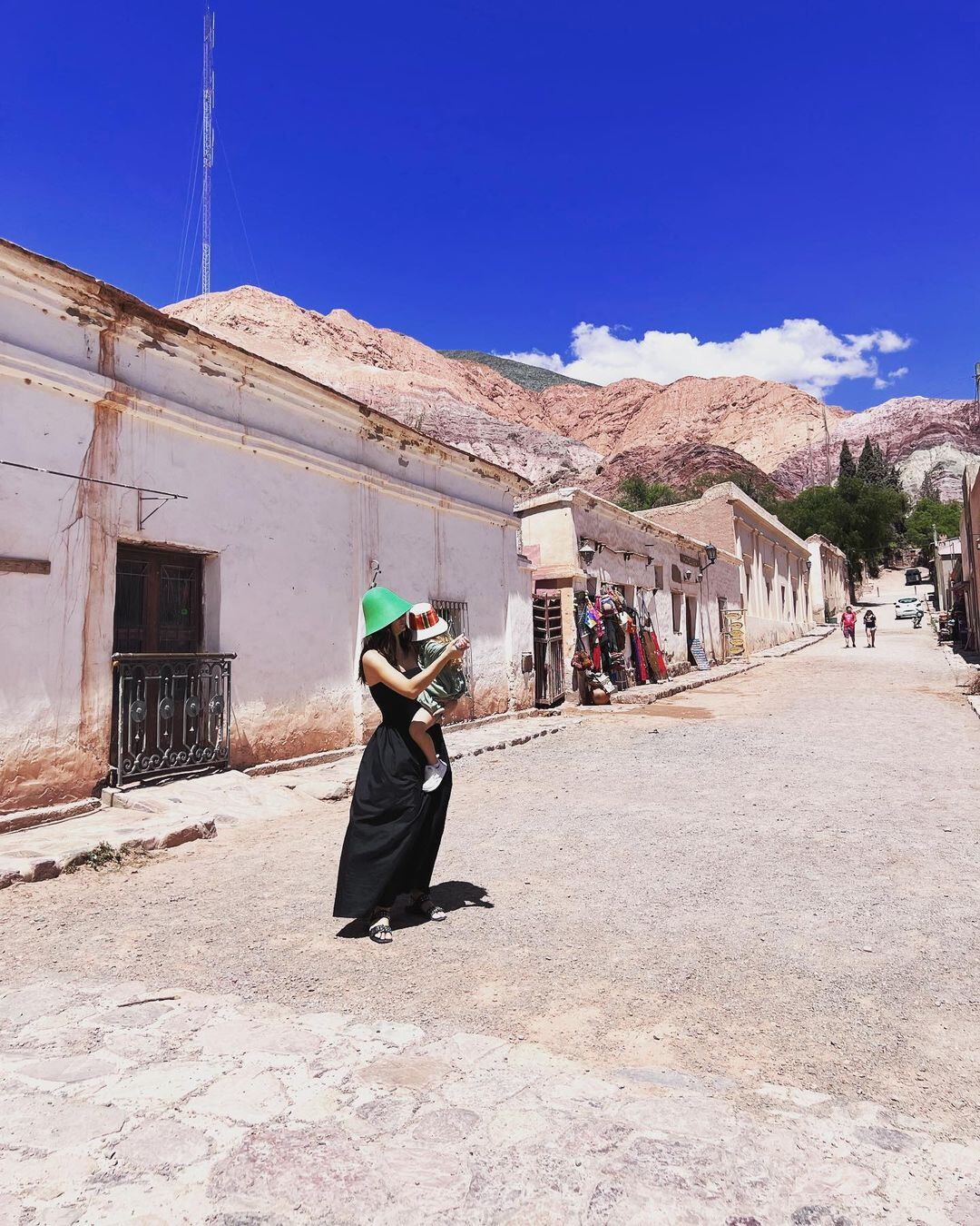 La China Suárez en Jujuy grabando la película "Obejetos".