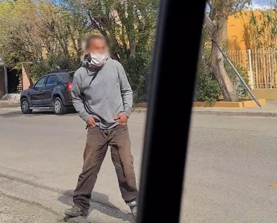 Un hombre colombiano fue detenido en Comodoro Rivadavia por acoso callejero (ADNSur).