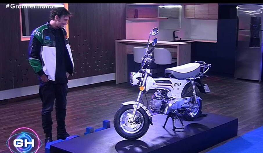 Bautista de Gran Hermano 2024 se ganó una moto por ser líder