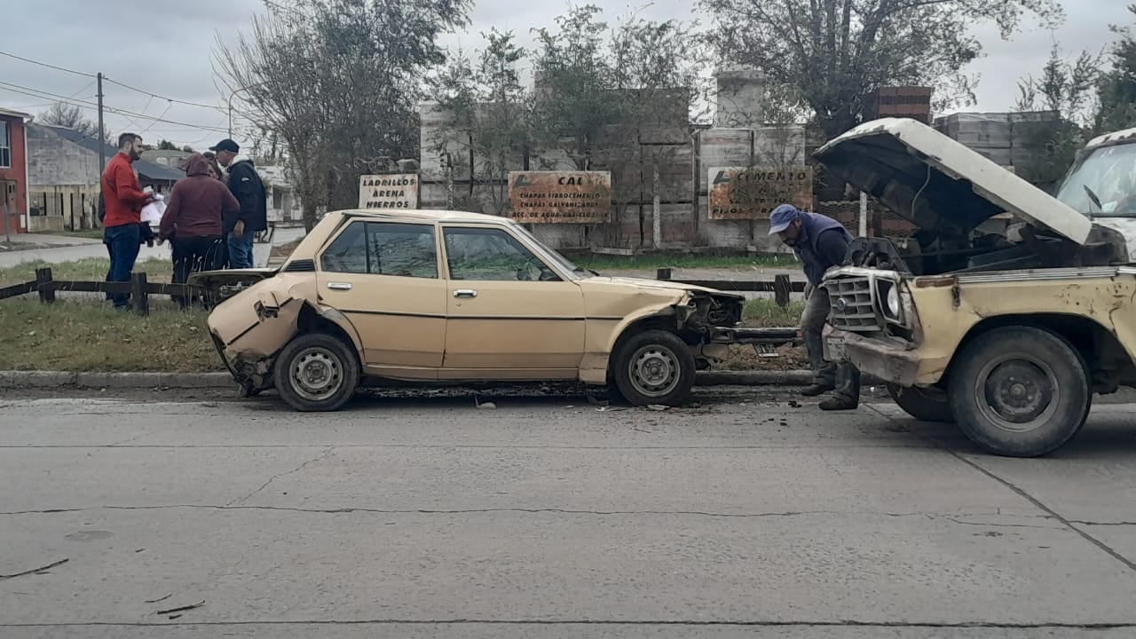 triple choque en avenida Caseros y La Plata