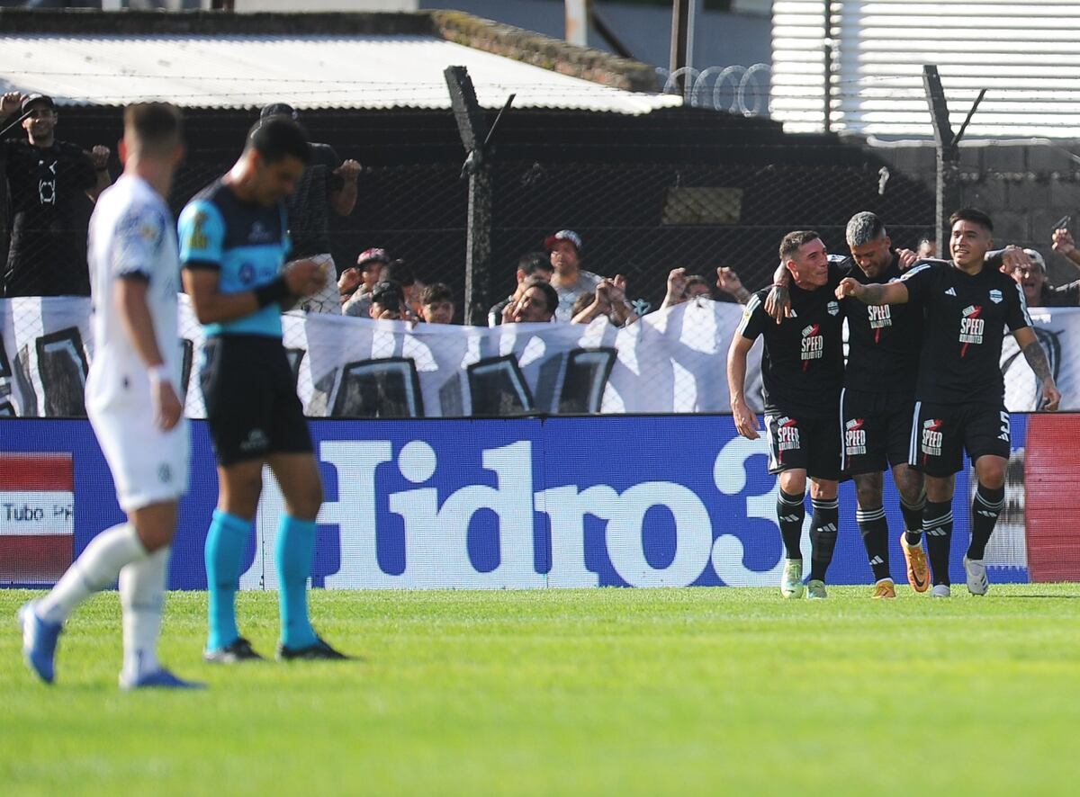 El inesperado resultado que beneficia a Talleres e Instituto en la pelea por los primeros puestos