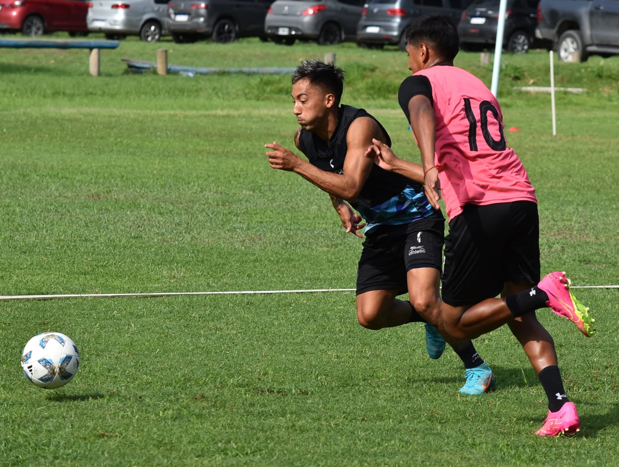 A las órdenes del técnico Marcelo Vázquez, los jugadores del "Lobo" jujeño se entrenan antes del receso de fin de año.