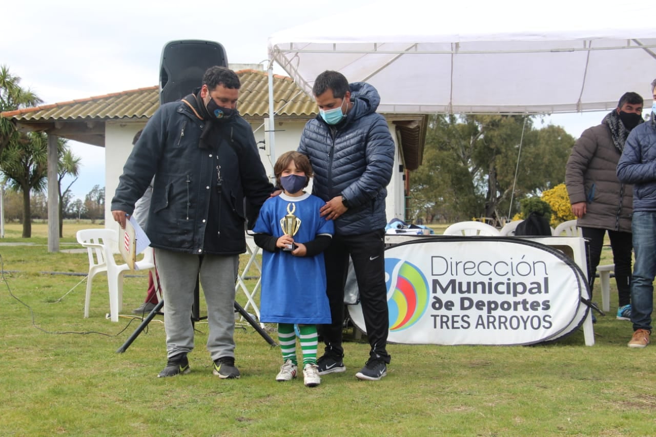 Encuentro barrial de fútbol infantil