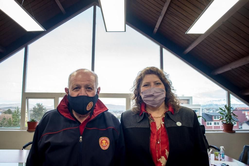 El Municipio junto a la diputada nacional Carolina Yutrovic se reunieron con representantes  del Consejo Nacional de Bomberos Voluntarios