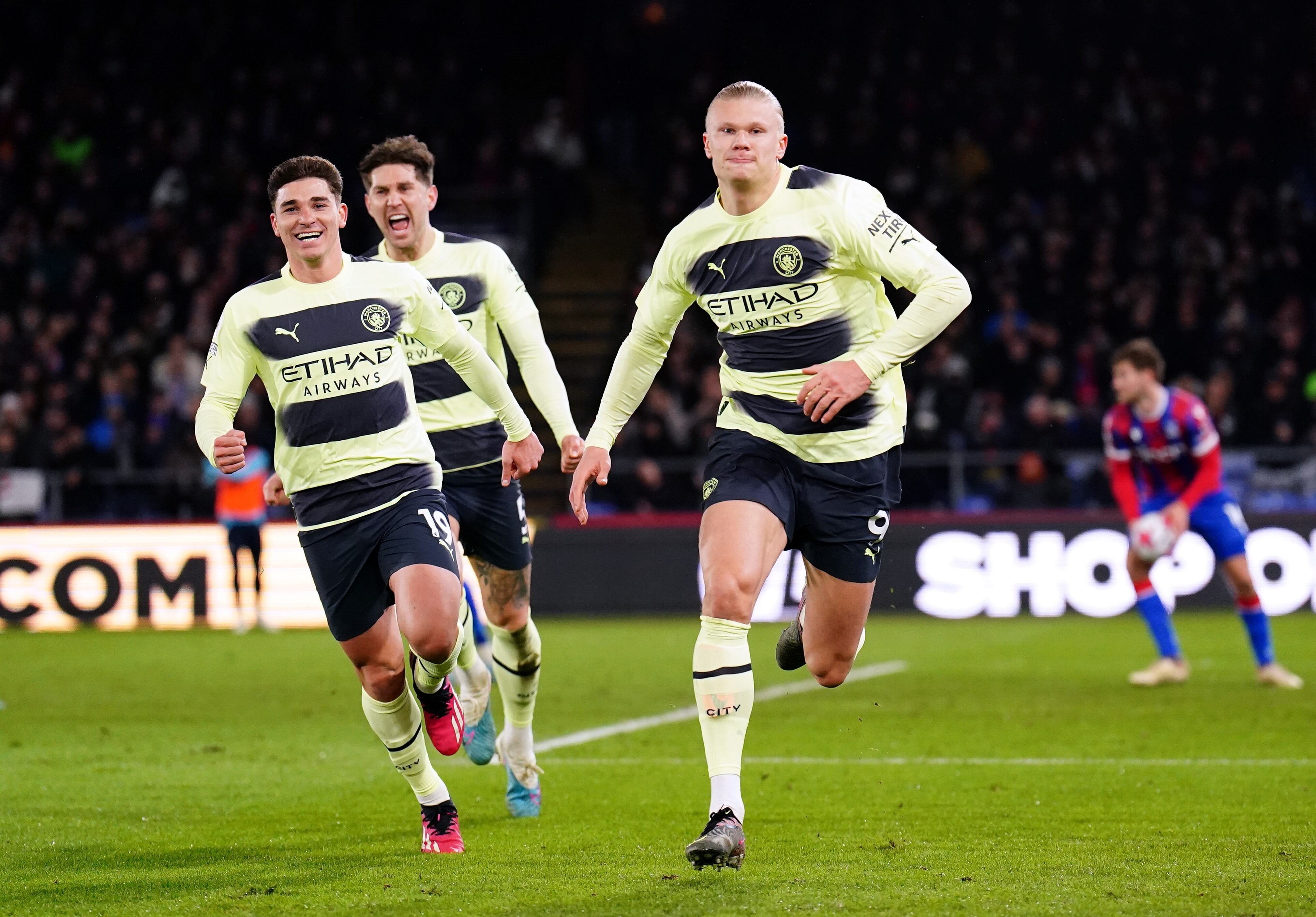 Haaland y Julián Álvarez van en busca de la primera Champions League para el Manchester City. 