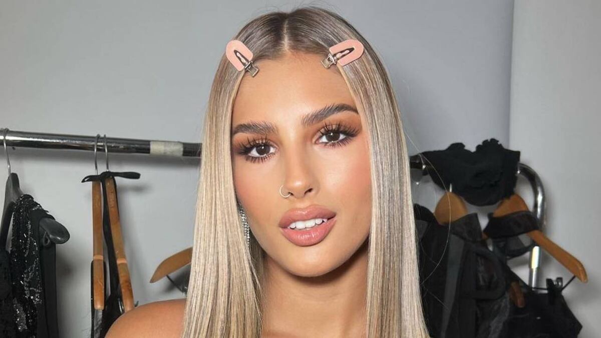 Julieta Poggio impuso tendencia con su conjunto deportivo Barbie Core