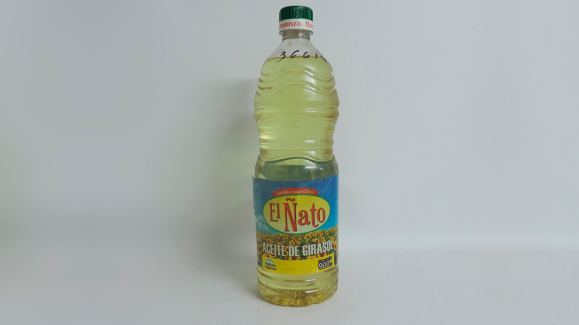 Prohíben la venta del aceite de girasol "El Ñato"