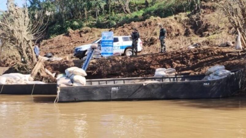 El Soberbio: incautan millonario contrabando de soja.